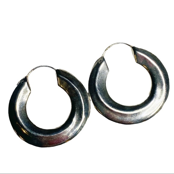 Sterling Silver 925 Hoop Round Earrings Pierced Wire Huggie Closure 10 g - Picture 2 of 6